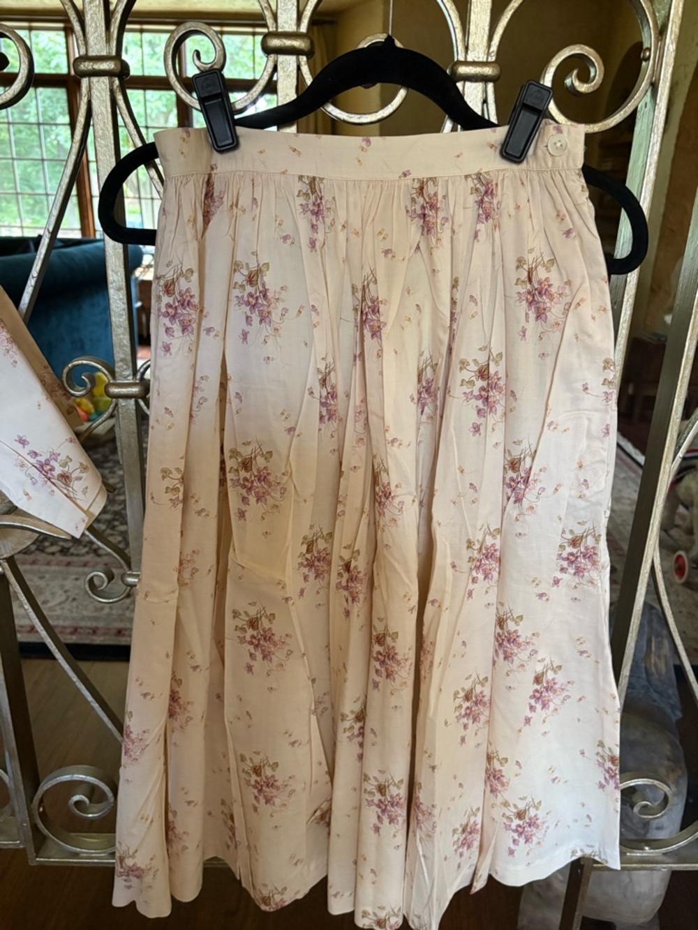 Vintage 1985 Ralph Lauren  Skirt 27”
Waist. Original Owner.